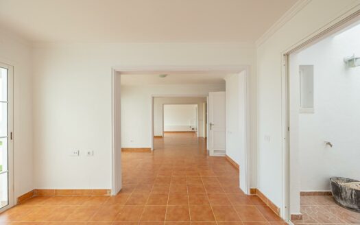 Doppelhaus-Chalet mit privatem Pool in Montaña la Data