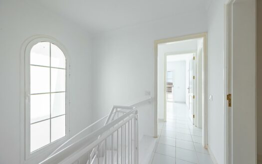 Doppelhaus-Chalet mit privatem Pool in Montaña la Data