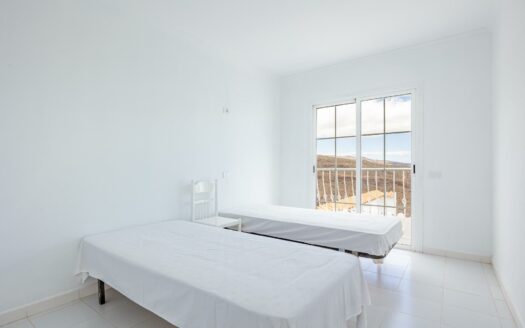 Doppelhaus-Chalet mit privatem Pool in Montaña la Data