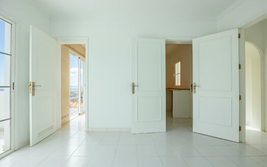 Doppelhaus-Chalet mit privatem Pool in Montaña la Data