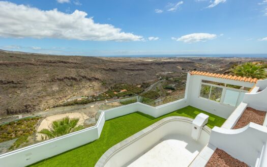 Doppelhaus-Chalet mit privatem Pool in Montaña la Data