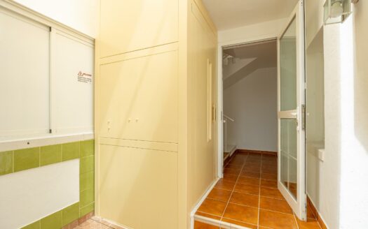 Doppelhaus-Chalet mit privatem Pool in Montaña la Data