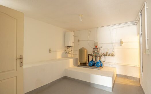 Doppelhaus-Chalet mit privatem Pool in Montaña la Data