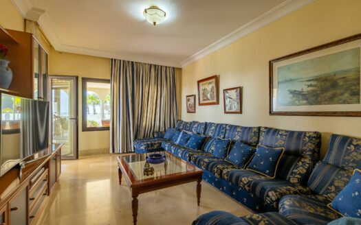 Villa in first line in Sonnenland with breathtaking views for sale