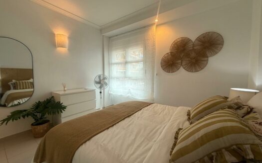 ¡Apartamento luminoso con vistas al mar en Las Canteras- ALQUILER DE TEMPORADA!