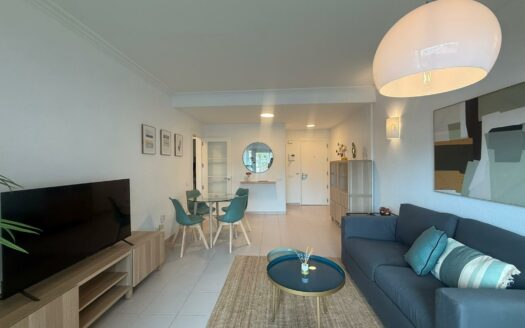 ¡Apartamento luminoso con vistas al mar en Las Canteras- ALQUILER DE TEMPORADA!