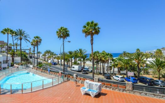 Double Chance: Two Apartments with Sea Views for a Unique Project!