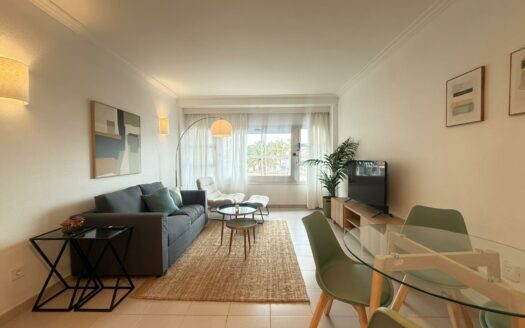 ¡Apartamento luminoso con vistas al mar en Las Canteras- ALQUILER DE TEMPORADA!