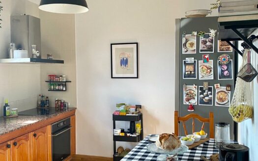 Casa con encanto y terraza en Marzagán