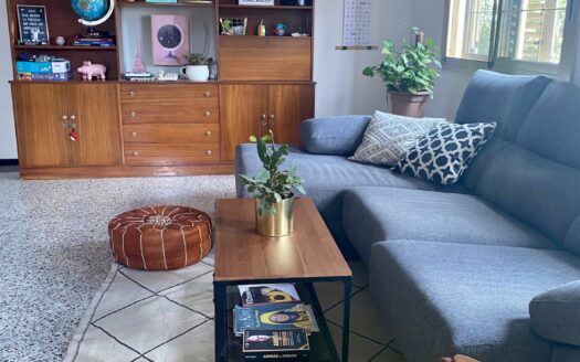 Casa con encanto y terraza en Marzagán