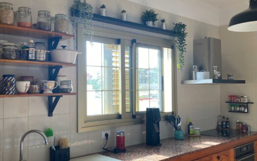 Casa con encanto y terraza en Marzagán