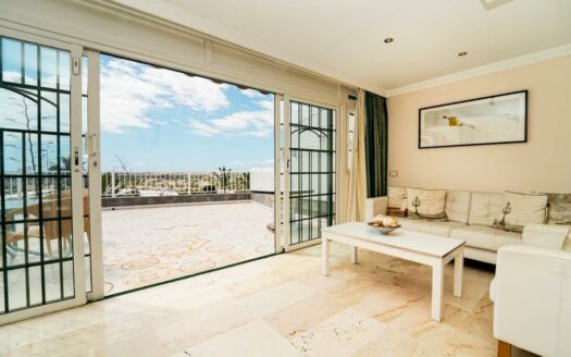 Reihenbungalow mit sonniger Terrasse in Playa del Inglés
