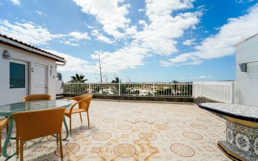Reihenbungalow mit sonniger Terrasse in Playa del Inglés