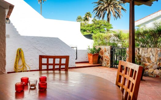 Unique Property with Rooftop Terrace in Exclusive Pasito Blanco