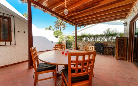 Unique Property with Rooftop Terrace in Exclusive Pasito Blanco