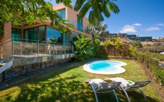 Chalet with Private Pool in El Salobre