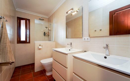 Unique Property with Rooftop Terrace in Exclusive Pasito Blanco