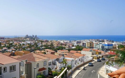 LUXURIOUS PENTHOUSE OF TOTAL 250 M2 WITH 3 BEDROOMS AND SEA VIEWS IN MONTE CARRERA, LOWER LOMA DOS