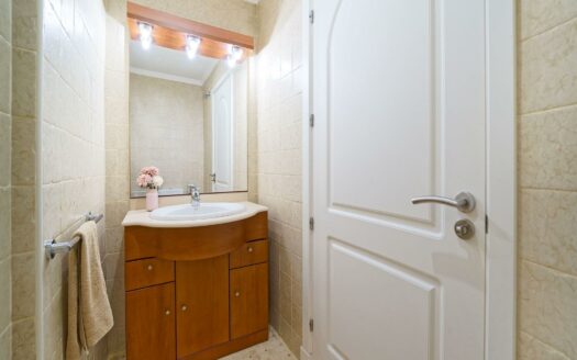 LUXURIOUS PENTHOUSE OF TOTAL 250 M2 WITH 3 BEDROOMS AND SEA VIEWS IN MONTE CARRERA, LOWER LOMA DOS