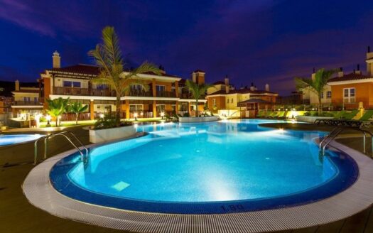LUXURIOUS PENTHOUSE OF TOTAL 250 M2 WITH 3 BEDROOMS AND SEA VIEWS IN MONTE CARRERA, LOWER LOMA DOS