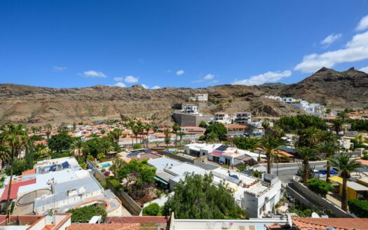 Exclusive Villa with Panoramic Views in Tauro