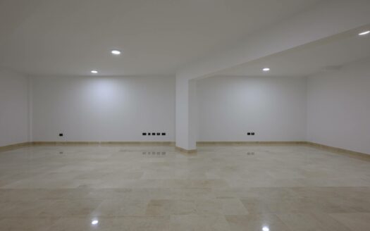 Exclusive Villa with Panoramic Views in Tauro