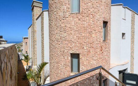 Exclusive Villa with Panoramic Views in Tauro