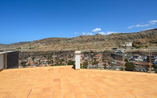 Stunning Hilltop Property in Tauro – Endless Views & Huge Potential