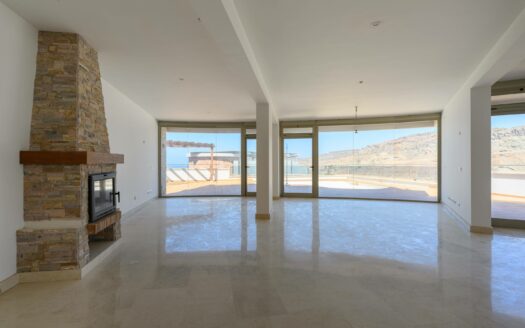 Stunning Hilltop Property in Tauro – Endless Views & Huge Potential