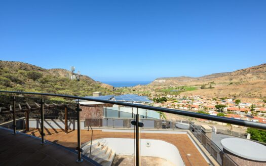 Stunning Hilltop Property in Tauro – Endless Views & Huge Potential