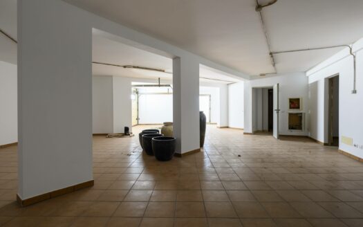 Stunning Hilltop Property in Tauro – Endless Views & Huge Potential