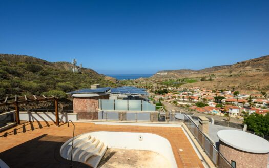 Stunning Hilltop Property in Tauro – Endless Views & Huge Potential