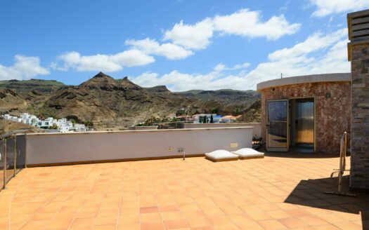 Stunning Hilltop Property in Tauro – Endless Views & Huge Potential
