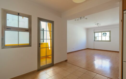 Penthouse with large terrace on private rooftop in Monte Lentiscal