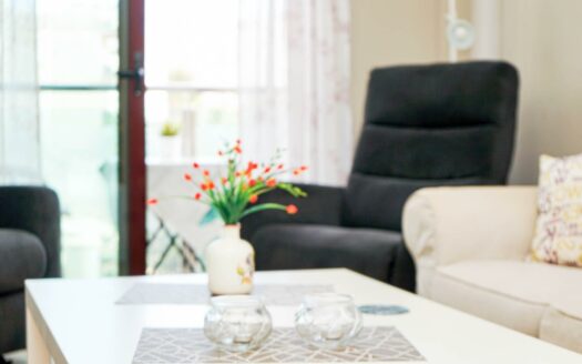 Central and Close to the Beach, with 2 Bedrooms