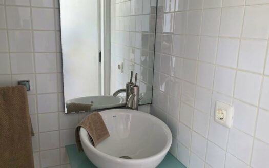 Beautiful Winter Rental Apartment in Rocas Rojas