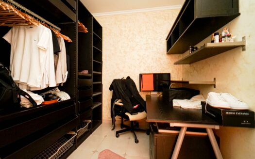 Villa en Tauro con vistas al mar y cerca del campo de golf