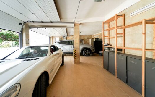 Villa en Tauro con vistas al mar y cerca del campo de golf