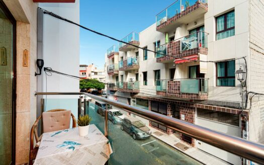 Central and Close to the Beach, with 2 Bedrooms