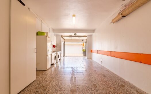 Apartment for Rent in Montaña La Data with Solarium, Garage and Sea Views