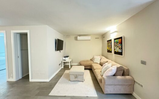 Espectacular bungalow con terraza privada y piscina comunitaria