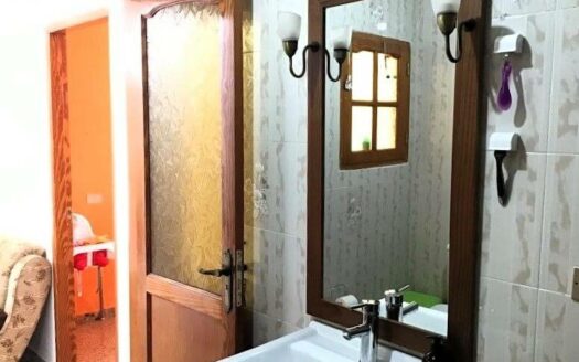 Amplia vivienda con azotea privada con terreno de 830 m² en El Salobre – San Bartolomé de Tirajana