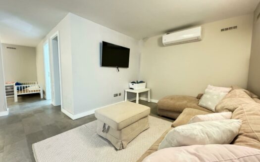 Espectacular bungalow con terraza privada y piscina comunitaria