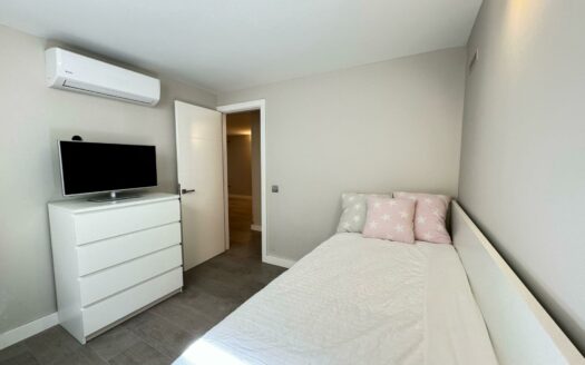 Espectacular bungalow con terraza privada y piscina comunitaria