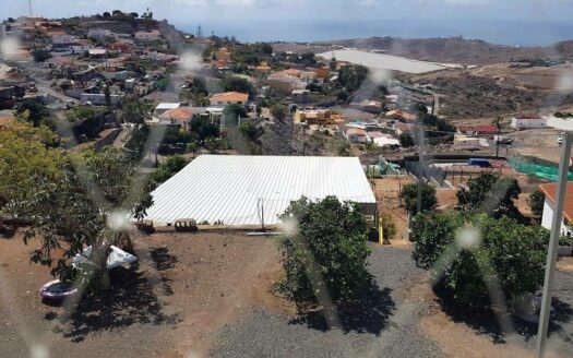 Amplia vivienda con azotea privada con terreno de 830 m² en El Salobre – San Bartolomé de Tirajana