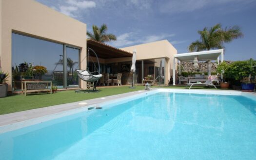 Bungalow for sale with two bedrooms in Calle Green El Salobre Golf