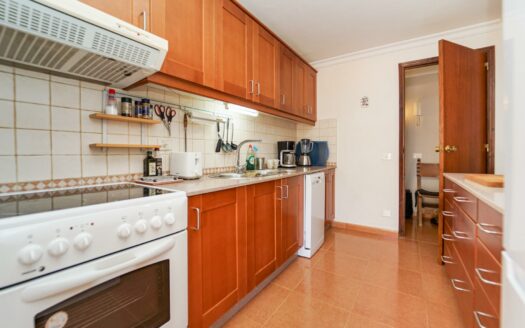 Geräumiges Haus im ruhigen Tauro-Tal – mit Terrasse und Garten