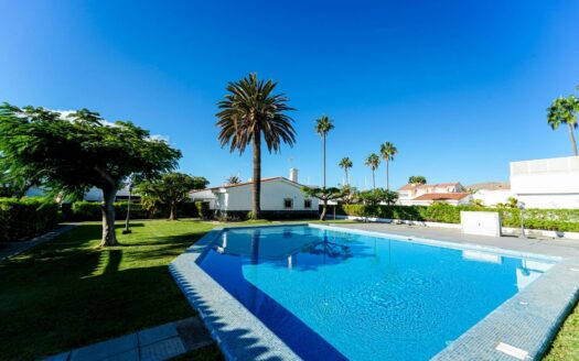 Unique Property with Rooftop Terrace in Exclusive Pasito Blanco