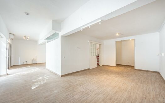 Charmantes Einfamilienhaus mit großzügigen Terrassen ☀️, Garage und Gartenbereich in San Fernando de Maspalomas