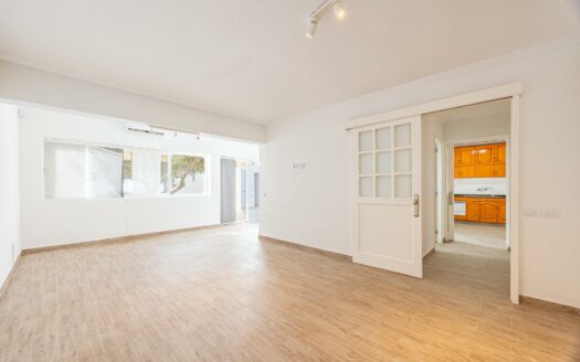 Charmantes Einfamilienhaus mit großzügigen Terrassen ☀️, Garage und Gartenbereich in San Fernando de Maspalomas